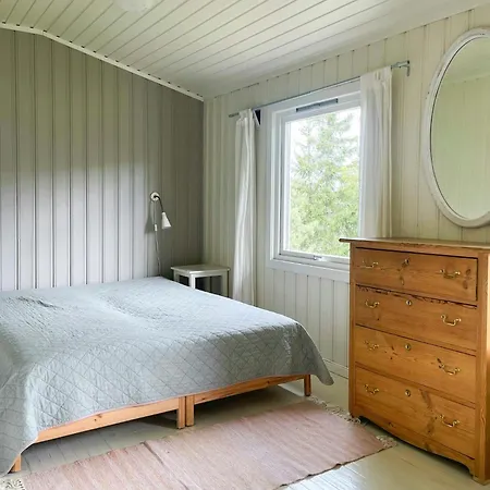 Family With Fjord Views In Heights *