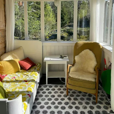 Family With Fjord Views In Heights Holiday home