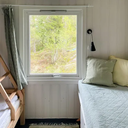 Family With Fjord Views In Heights Holiday home